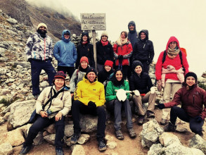 Trekking in the Andes : the Salkantay Trek